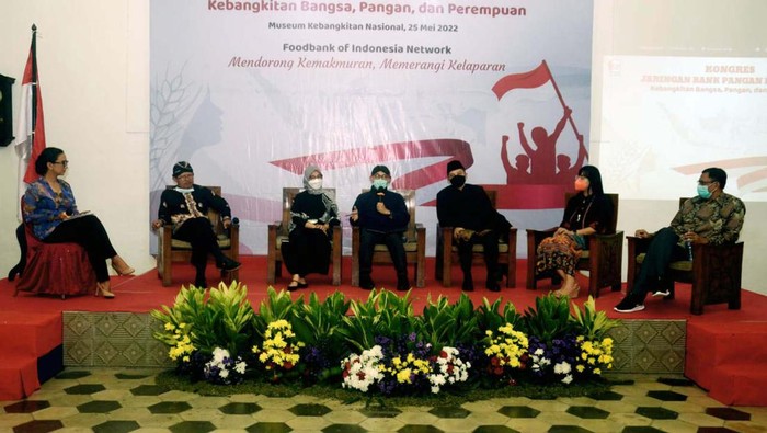 Bank Pangan Indonesia Gelar Kongres di Jakarta Kongres I jaringan Bank Pangan Indonesia sukses digelar di Jakarta. Kongres Bank Pangan Indonesia ini untuk mendorong kemakmuran, memerangi kelaparan.