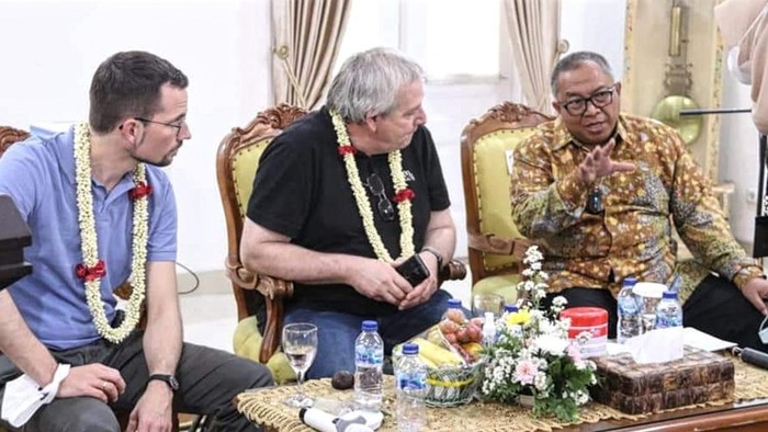 Bupati Sukabumi Marwan Hamami menerima kunjungan tim dari UNESCO.