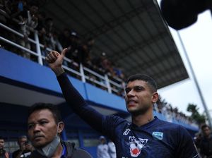 Sisa Tenaga Ciro Alves yang Getarkan Gawang Persebaya