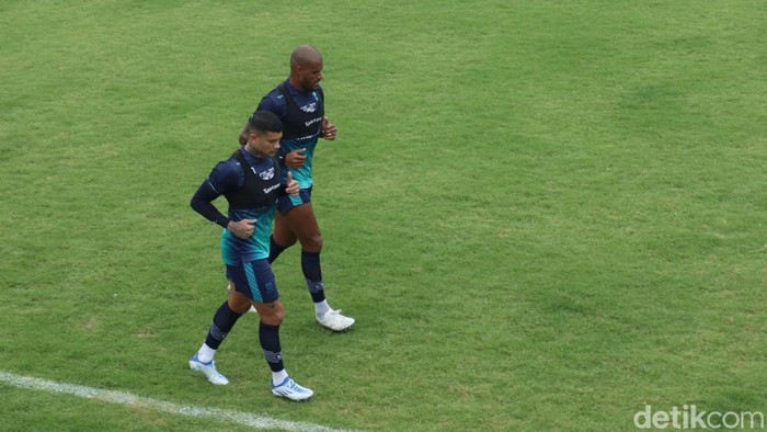 Ciro Alves dan David da Silva gabung latihan Persib.