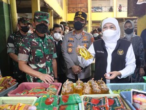 Khofifah Sidak Migor Curah Pastikan Soal Harga hingga Distribusi