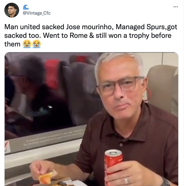 Meme AS Roma Mourinho