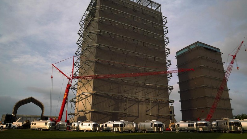 Starship prototypes are pictured at the SpaceX South Texas launch site in Brownsville, Texas, U.S., May 22, 2022. Picture taken May 22, 2022. REUTERS/Veronica G. Cardenas