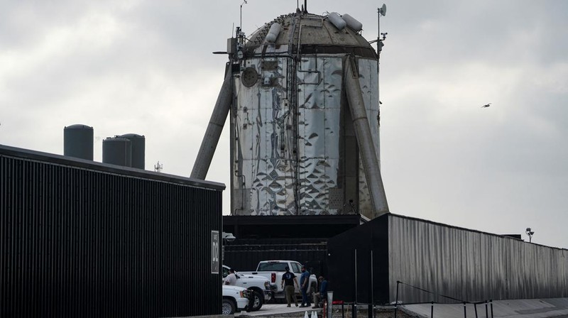Starship prototypes are pictured at the SpaceX South Texas launch site in Brownsville, Texas, U.S., May 22, 2022. Picture taken May 22, 2022. REUTERS/Veronica G. Cardenas