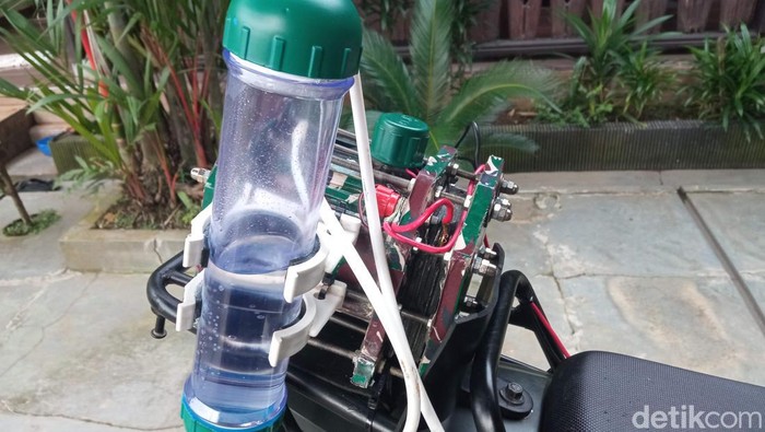 Nikuba alat pengubah air jadi hidrogen karya warga Cirebon.
