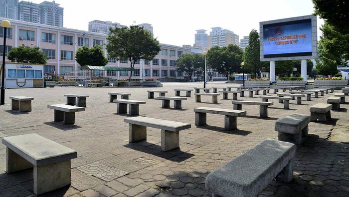 Empty street in seen in front of Pyongyang station, amid growing fears over the spread of coronavirus disease (COVID-19), in Pyongyang, North Korea, in this photo released by Kyodo on May 23, 2022. Kyodo via REUTERS ATTENTION EDITORS - THIS IMAGE WAS PROVIDED BY A THIRD PARTY. MANDATORY CREDIT. JAPAN OUT. NO COMMERCIAL OR EDITORIAL SALES IN JAPAN.