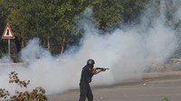 Sebagai informasi, Imran Khan digulingkan dari jabatannya sebagai Perdana Menteri Pakistan lewat mosi tidak percaya yang disepakati 174 anggota parlemen Pakistan pada bulan April 2022 lalu. (REUTERS/Akhtar Soomro).