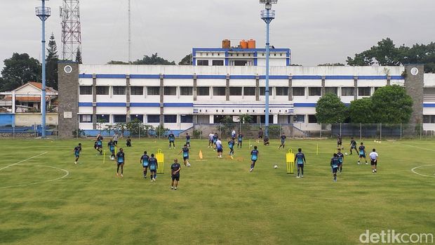 Suasana latihan Persib di Stadion Persib, Kamis (26/5/2022).