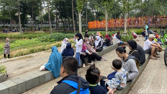 Suasana Tebet Eco Park Kamis (26/5) pagi