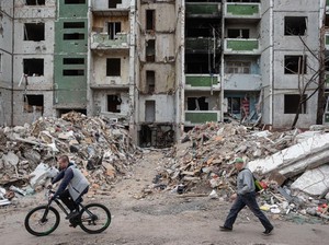 Rudal Rusia Hantam Alun-alun di Ukraina, 5 Orang Tewas dan 37 Luka