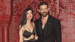 Serasinya Hrithik Roshan dan Saba Azad, Nggak Kelihatan Beda 17 Tahun!