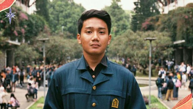 Anak sulung Ridwan Kamil, Emmeril Kahn Mumtadz hilang saat berenang di Sungai Aare, Swiss. Hingga kini, Emmeril atau yang disapa Eril belum juga ditemukan.