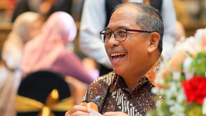 Ilham Arief Sirajuddin (IAS)