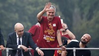 Roma Juara Conference League, Mourinho Dibuatkan Mural ala Romawi