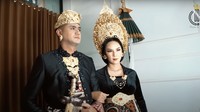7 Pemotretan Kalina Ocktaranny & Pacar Brondong di Bali, Bak Prewedding