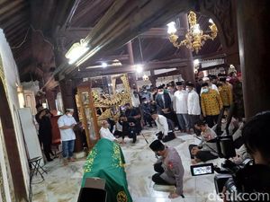 Jadi Persemayaman Buya Syafi, Masjid Gede Jogja Dibanjiri Pelayat