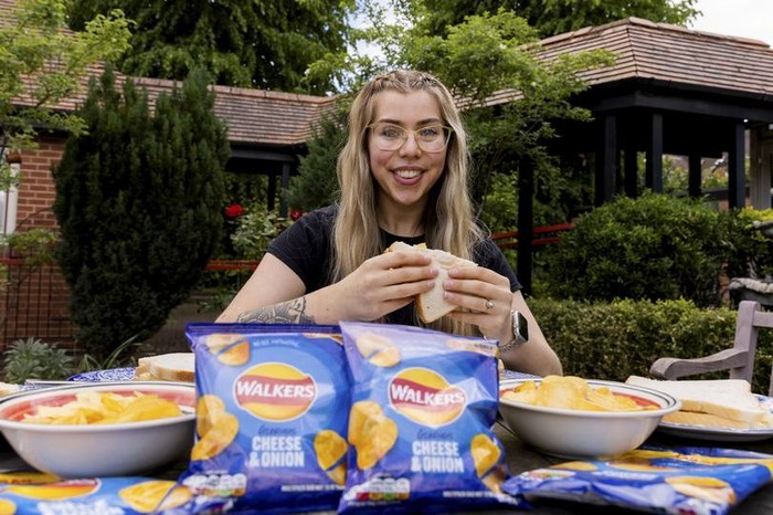 Makan Keripik dan Roti Selama 23 Tahun, Wanita Ini Alami Gangguan Saraf