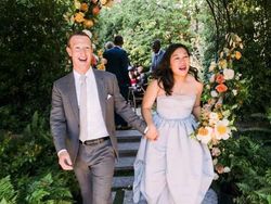 Mesra Banget, Zuckerberg Ulang Momen Pernikahan dengan Istri
