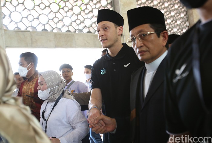 Mesut Ozil Mesut Ozil