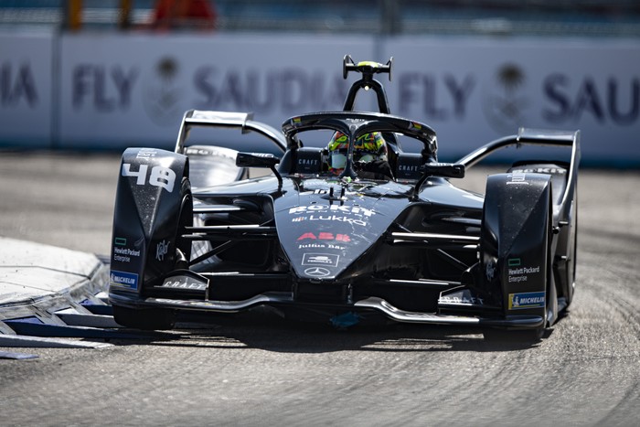 15 May 2022, Berlin: Formula E: Berlin E-Prix at Tempelhofer Feld, race: Edoardo Mortara of the Rokit Venturi Racing team on the track. Photo: Fabian Sommer/dpa (Photo by Fabian Sommer/picture alliance via Getty Images)