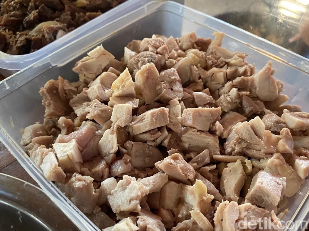 Nasi Goreng Upiak : Lama Bana! Cicip Nasi Goreng Rendang dan Balado Minang yang Berempah
