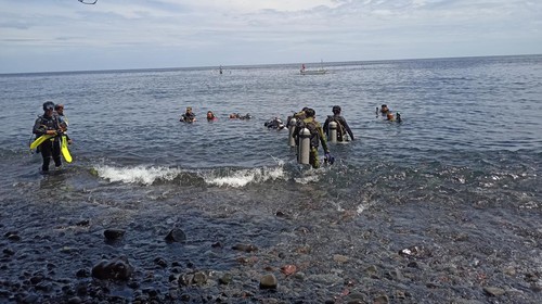 Pantai Tulamben menjadi salah satu tempat favorit untuk para penyelam yang hendak diving maupun snorkeling di Karangasem, Bali.