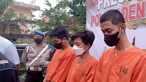 Pelaku pengeroyokan di simpang empat Jalan Mahendradatta dan Jalan Teuku Umar, Kecamatan Denpasar Barat, Kota Denpasar.