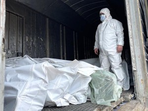 Jenazah Para Tentara Rusia Ditinggalkan di Sekitar Ibu Kota Ukraina