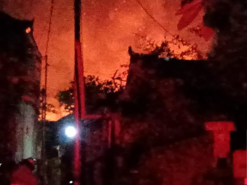 Peristiwa kebakaran menimpa rumah bedeng di Jalan Kepundung Gang 10 Nomor 8B, Desa Dangin Puri Kaja, Kecamatan Denpasar Utara, Kota Denpasar, Bali, Kamis (26/5) malam.