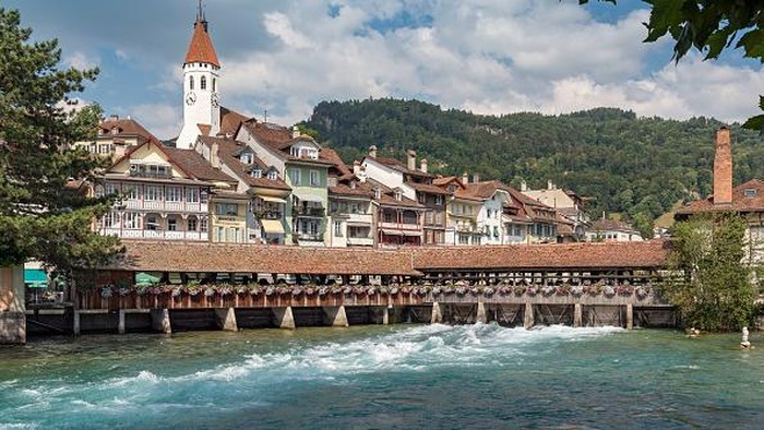 Switzerland, Bern, Aare River, Landscape. (Photo by Giovanni Mereghetti/Education Images/Universal Images Group via Getty Images)