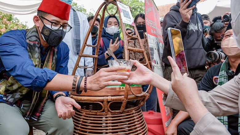 Sandiaga di Setu Babakan Sandiaga di Setu Babakan