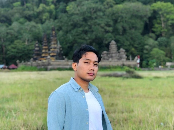 Emmeril Kahn Mumtadz adalah putra Ridwan Kamil dan Atalia Praratya. Emmeril dinyatakan hilang karena terseret arus saat berenang di Sungai Aare, Swiss.