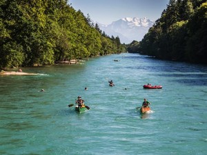 Traveler Bilang Berenang di Sungai Aare Bahaya, Bukan untuk Pemula