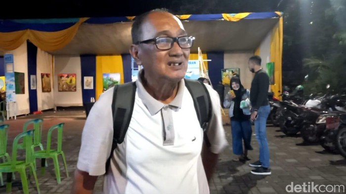 Tohir Jokasmo Anggota Srimulat serba-bisa yang masih bertahan dengan keseniannya.