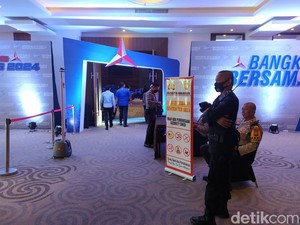 Sekjend Demokrat Tiba di Lokasi Pelantikan DPD Sulsel, Dijaga Brimob