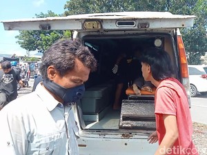 Aksi Balap Dua Pikap di Probolinggo Berujung 2 Orang Tewas