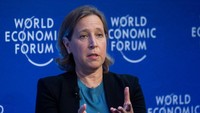 CEO YouTube, Susan Wojcicki sangat bersemangat saat berbicara kepada para delegasi. REUTERS/Arnd Wiegmann