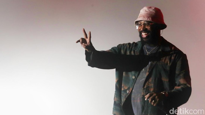 Duet PJ Morton dan Yura Bikin Java Jazz Makin Meriah Kolaborasi PJ Morton dan Yura Yunita sukses membuat panggung Java Jazz 2022 semakin meraih. Engga Percaya? Ini buktinya!