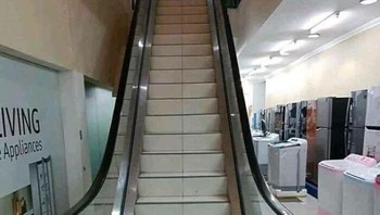 Eskalator yang menipu pengguna. Foto: Boredpanda