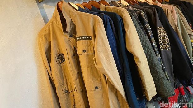 Jaket dan workshop Rawtype Riot di Bandung