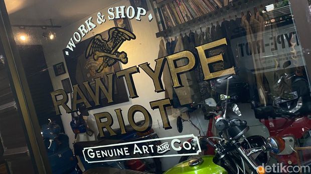 Jaket dan workshop Rawtype Riot di Bandung