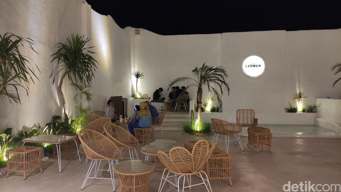 Kafe di Malang