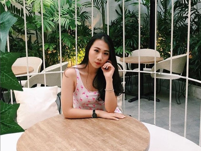 Kafe di Surabaya Pusat