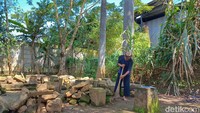 Dia menuturkan hingga saat ini situs Candi Bojongmenje belum ada tindak lanjut dari pemerintahan. Dengan itu, pihaknya saat ini hanya melakukan perawatan di lokasi tersebut untuk terhindar dari daun-daun yang berjatuhan.