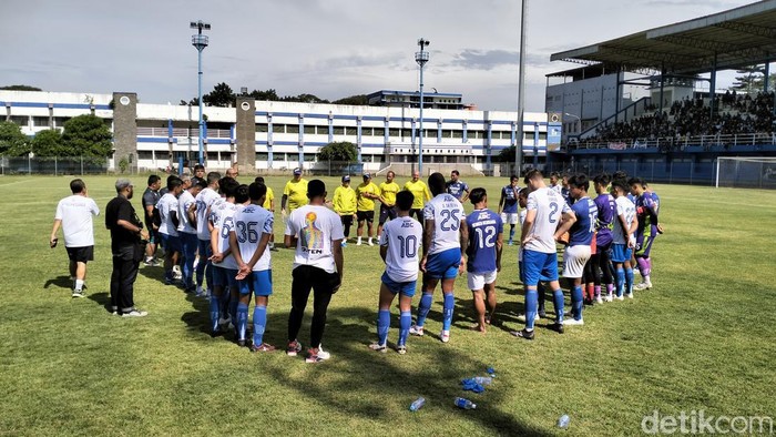 Latihan Persib Bandung di Stadion Sidolig, Sabtu (28/5/2022)