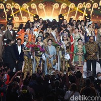 Adinda Chresheilla dari Jawa Timur terpilih sebagai Runner Up 2 Puteri Indonesia 2022 sekaligus Puteri Indonesia Pariwisata 2022. Sedangkan Cindy May McGuire menjadi pemenang 1st Runner Up Puteri Indonesia 2022 sekaligus Puteri Indonesia Lingkungan 2022.