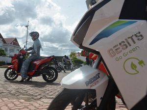 Jokowi Mau 2 Juta Motor Listrik Dibuat di Indonesia, Ini Kata Menperin
