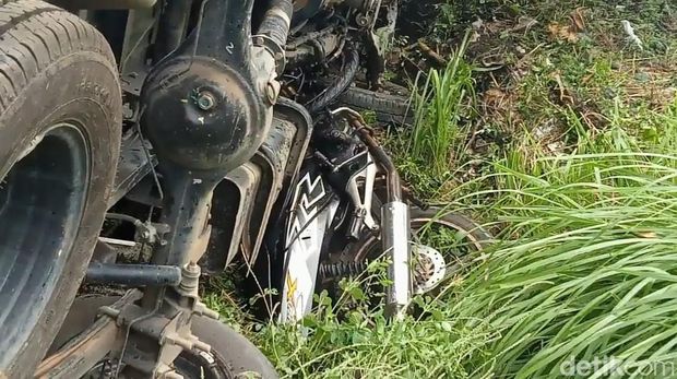 Penampakan pikap balapan berujung maut di Probolinggo