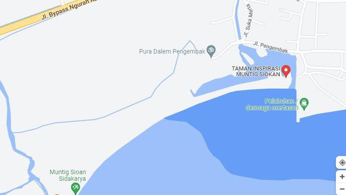 Warga Desa Adat Intaran, Kecamatan Denpasar Selatan, Kota Denpasar menolak lokasi pembangunan terminal gas alam cair atau liquefied natural gas (LNG). Terminal LNG rencananya dibangun di pesisir Desa Sidakarya, bersebelahan dengan Desa Adat Intaran.