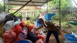 Warga Serangan Bali Ramai-ramai Tukar Sampah dengan Sembako